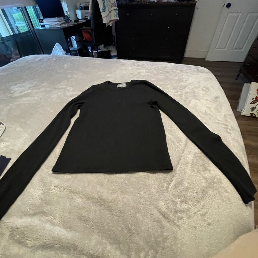 Long sleeve top